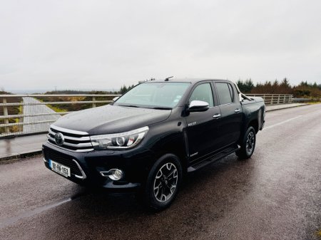 2018 Toyota Hilux  thumbnail
