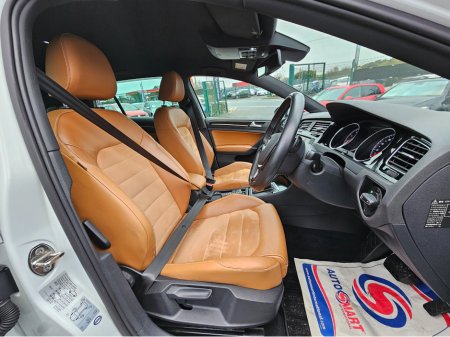 2014 Volkswagen Golf - thumbnail 20