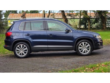 2016 Volkswagen Tiguan - thumbnail 4
