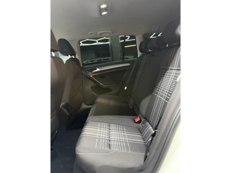 2015 Volkswagen Golf - thumbnail 19