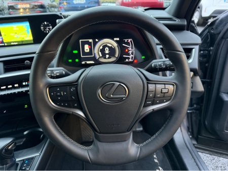 2021 Lexus UX 250 H UX250h - Premium Leather - Low mileage €29,950 thumbnail