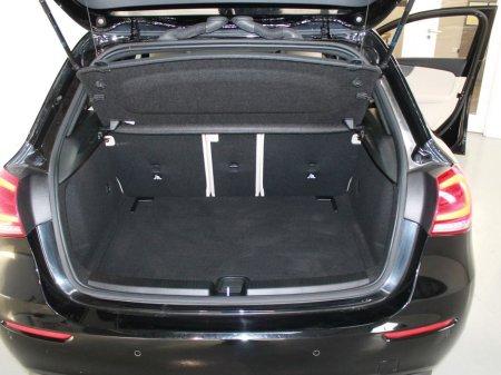 2023 Mercedes-Benz A Class A 180 d 180 D 5DR Auto €34,999 thumbnail