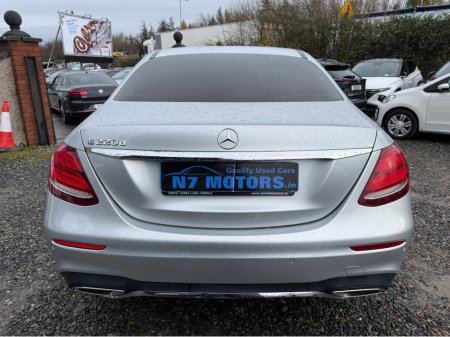 2017 Mercedes-Benz E Class - thumbnail 6