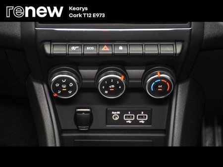 2022 Renault Captur - thumbnail 31