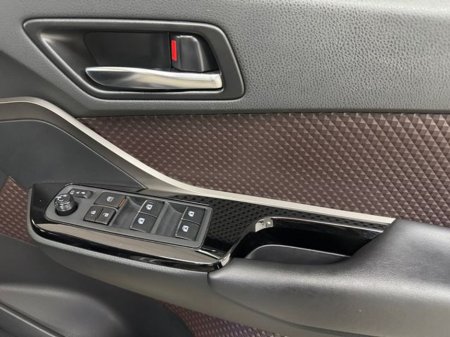 2018 Toyota C-HR - thumbnail 12