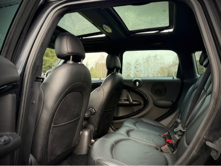 2016 MINI Countryman 1.6 Diesel Business Edition 5dr. €11,900 thumbnail