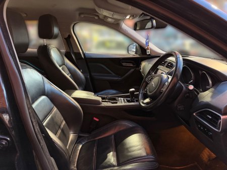 2016 Jaguar F-Pace - thumbnail 9