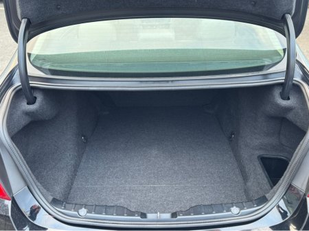 2012 BMW 5 Series - thumbnail 22