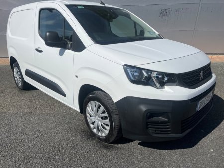 2021 Peugeot Partner