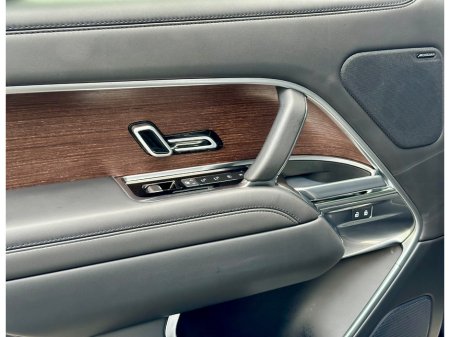 2023 Land Rover Range Rover - thumbnail 19