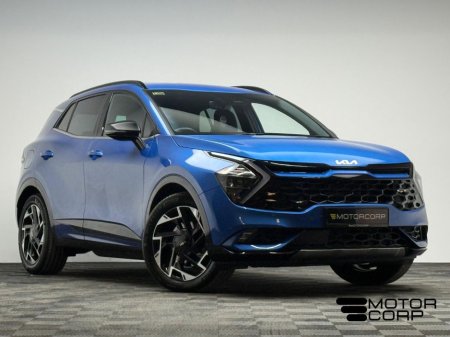 2025 Kia Sportage GT-LINE 1.6 PHEV 4X4 €43,990 thumbnail