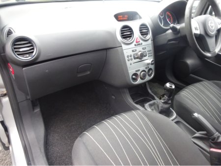 2010 Opel Corsa - thumbnail 18