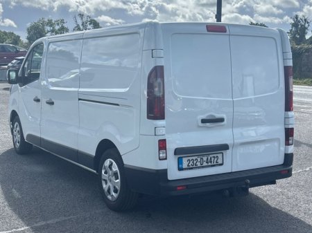 2023 Renault Trafic RED VAN FWD 130 3T1 E6 ex vat price displayed €21,550 thumbnail