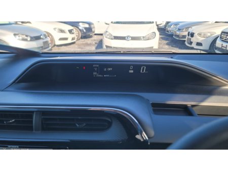 2019 Toyota Aqua - thumbnail 18