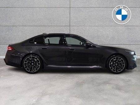 2025 BMW M5 M5 Phev Auto Entry 4.4 727 xDrive 22.1 kWh PHEV 197BHP /145 kw Step-tronic Auto Start/Stop thumbnail