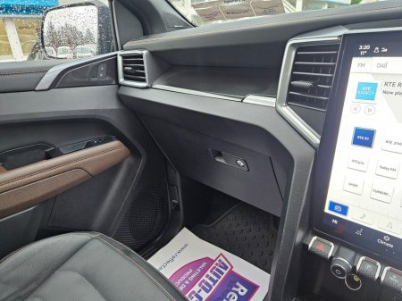 2025 Volkswagen Amarok - thumbnail 15