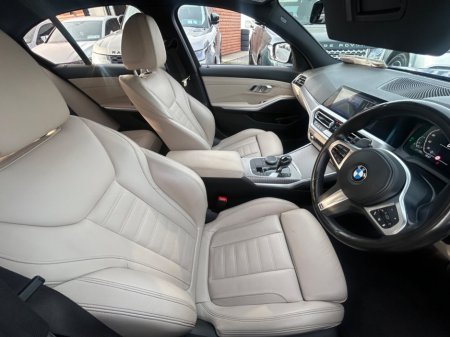 2019 BMW 3 Series - thumbnail 28