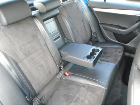 2016 Skoda Octavia 1.4 TSI SE L 150PS 5DR AUTO €11,999 thumbnail