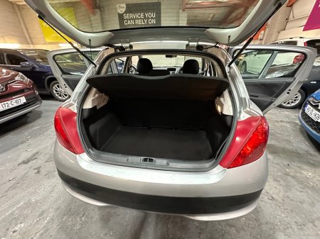 2008 Peugeot 207 1.4 75 bhp SX €2,888 thumbnail