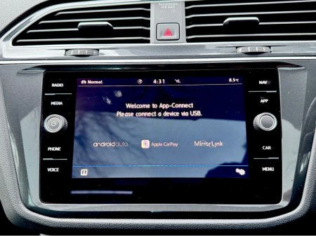 2019 Volkswagen Tiguan - thumbnail 40