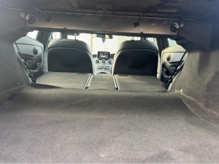 2016 Mercedes-Benz C Class - thumbnail 10