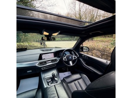 2021 BMW X5 2021 (212)  BMW X5 45E MSPORT 390BHP €46,999 thumbnail