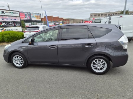 2012 Toyota Prius - thumbnail 7