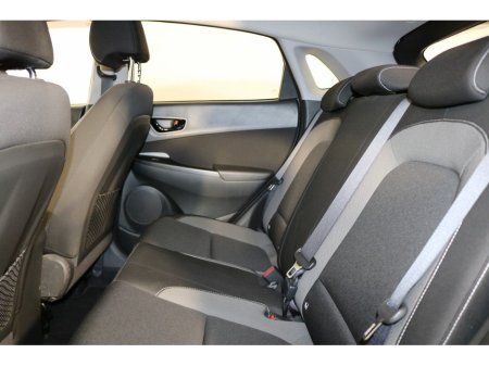 2020 Hyundai Kona EXECUTIVE 1.6L PETROL AUTOMATIC COMPACT SUV €23,995 thumbnail