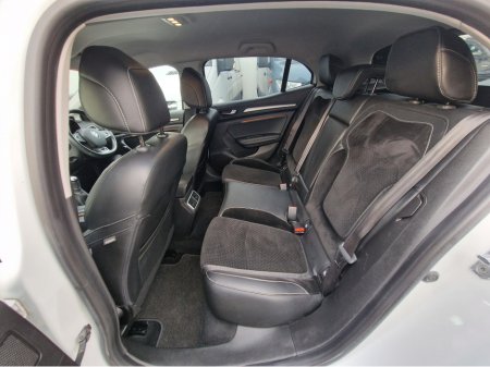 2017 Renault Megane LOW MILEAGE-1.2 DYNAMIQUE-HIGH SPEC €10,950 thumbnail