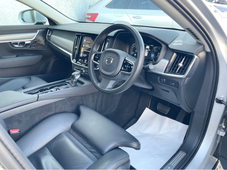 2020 Volvo S90 - thumbnail 16