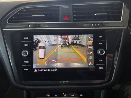 2024 Volkswagen Tiguan A7 LIFE 2.0 TDI D7F 150 €44,950 thumbnail