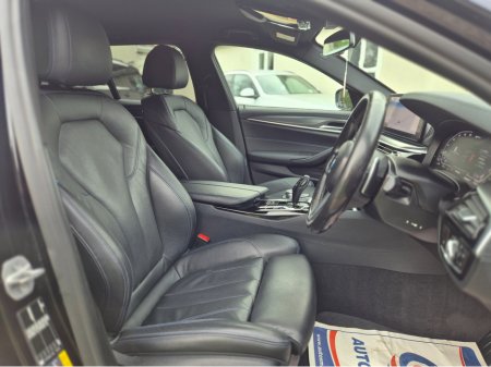 2021 BMW 5 Series - thumbnail 13