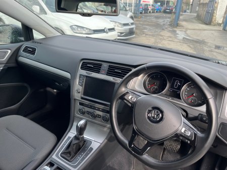 2015 Volkswagen Golf - thumbnail 12