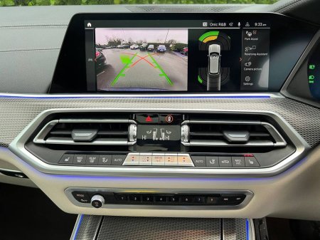 2022 BMW X5 M-SPORT PRO XDRIVE30d * HUGE SPEC * // OPENING PAN ROOF // SERVICE HISTORY // COMFORT PACKAGE €69,900 thumbnail