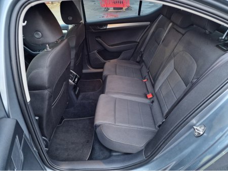 2018 Skoda Superb AMBITION 1.6 TDI-FULLY SERVICED WITH NEW NCT €14,350 thumbnail