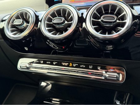 2021 Mercedes-Benz A Class 250E AMG LINE PREMIUM 5DR AU €27,950 thumbnail