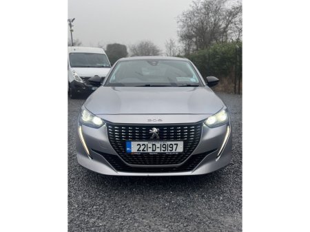 2022 Peugeot 208 - thumbnail 2