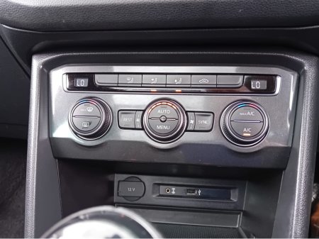 2017 Volkswagen Tiguan - photo 23