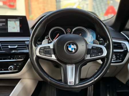 2017 BMW 5 Series - thumbnail 11