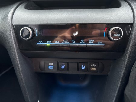 2023 Toyota Yaris Cross 1.5L Petrol Hybrid Automatic €26,950 thumbnail