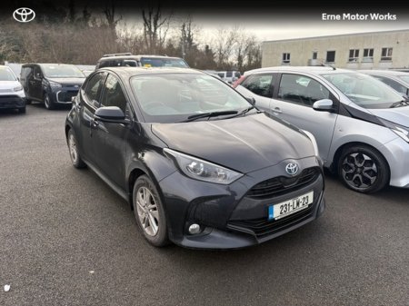 2023 Toyota Yaris YARIS 1.5 HYBRID LUNA €22,950