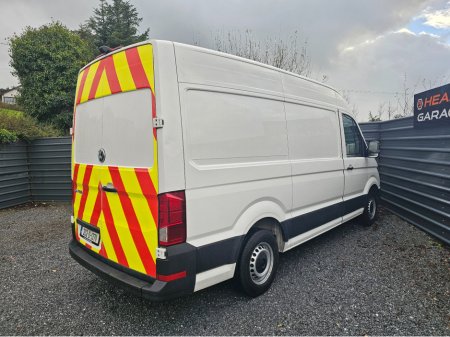 2020 Volkswagen Crafter 35 MWB 140HP MANUAL 6SPEED FWD 5DR €22,133 thumbnail