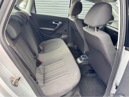 2015 Volkswagen Polo - thumbnail 11