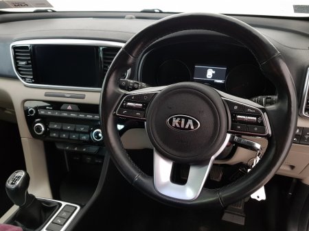 2022 Kia Sportage - thumbnail 9