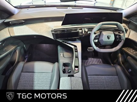 2025 Peugeot 3008 Allure Hybrid - Front & Rear Sensors & Camera, Auto Lights & Wipers, Adaptive Cruise Control, Wireless Apple Carplay/ Android Auto €40,995 thumbnail