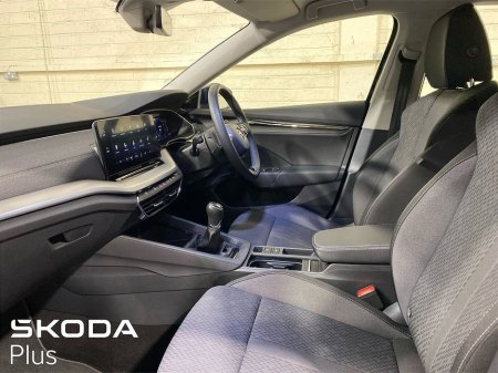 2023 Skoda Octavia - thumbnail 4