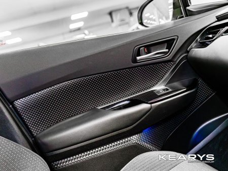 2019 Toyota C-HR - thumbnail 21