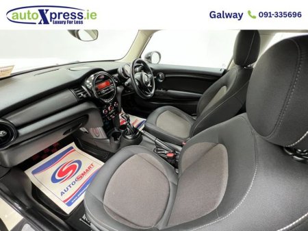 2017 MINI Cooper D - thumbnail 4