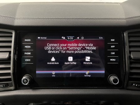 2023 Skoda Kodiaq Sportline 7 Seat DSG 2.0TDI 150BHP - Reversing Camera - Panoramic Sunroof - Climate Control - Heated Seats - Keyless Start - Apple CarPlay/Android Auto €51,950 thumbnail