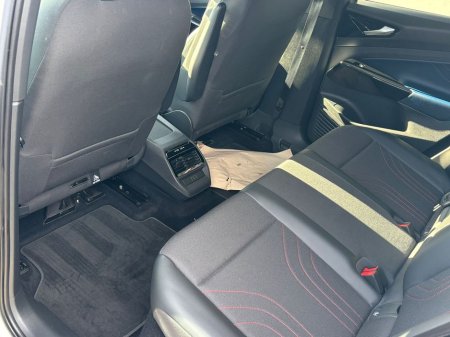 2022 Volkswagen ID.4 GTX 220 KW GTX Business 77KWH 299HP €26,990 thumbnail